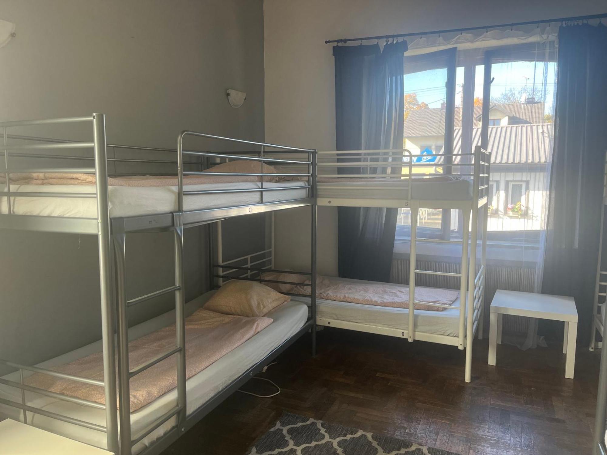 קרקוב 4 Couples & 4 Friends Hostel מראה חיצוני תמונה
